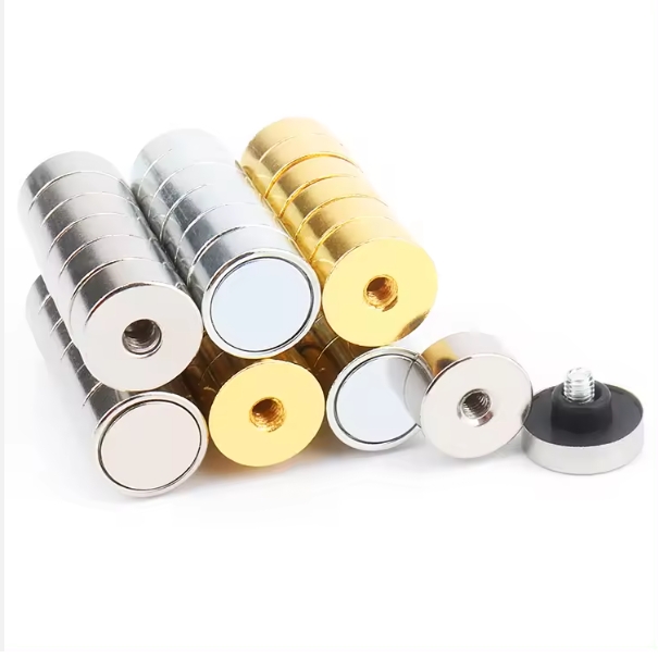 Magnet mit Schrauben